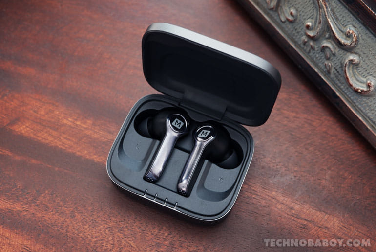 Momax Spark TWS Bluetooth Earbuds with 